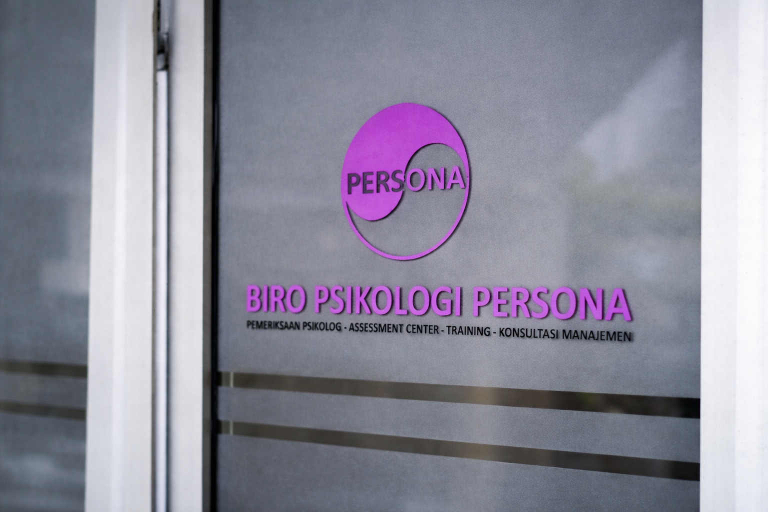 Persona Office